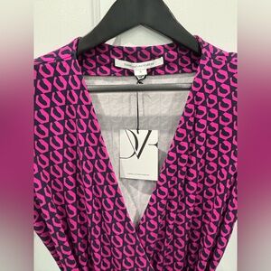 Diane Von Furstenberg Pink and Navy Leo Chain Dress